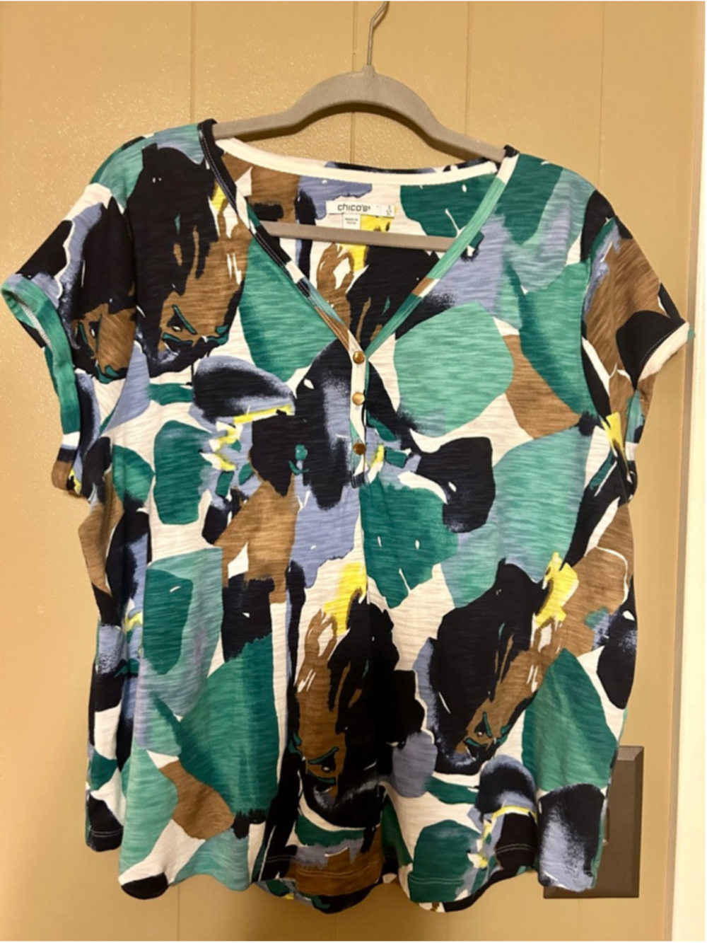 Chico's Short Sleeve Women’s T-shirt XL Green Blue Abstract Print